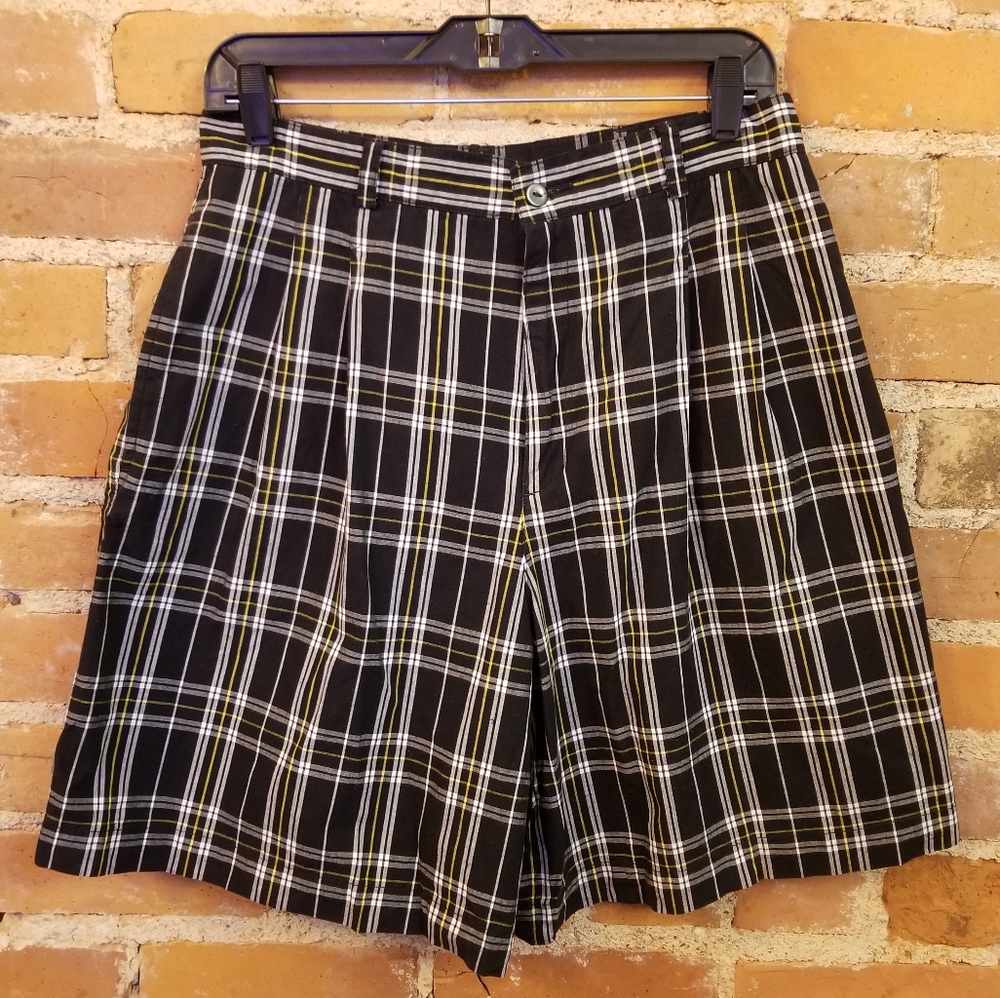 Vintage Lizsport Women's High Waist Plaid Shorts 80s Black Yellow White Pleated